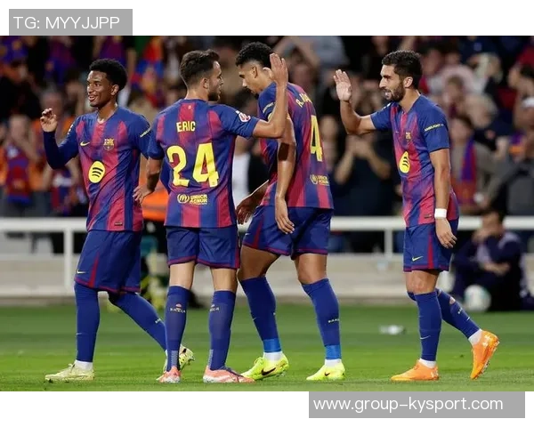 阿斯报称皇马巴萨争抢阿贾克斯19岁中场新星布尼达