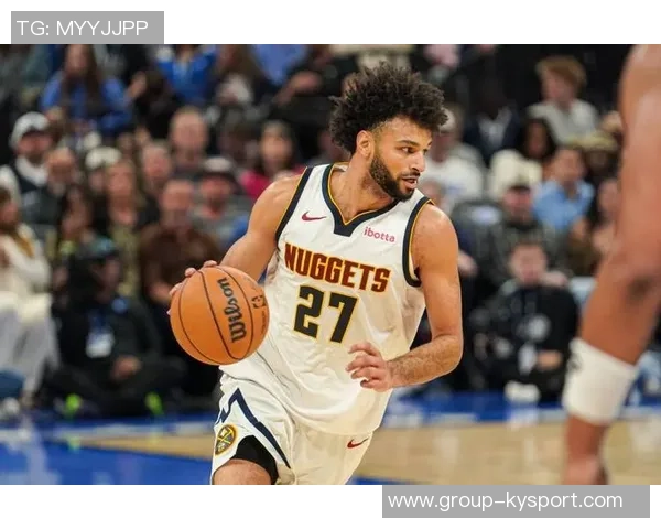 阿德尔曼赞穆雷状态出色并对其休赛期组织训练表示欣慰 阿德尔曼赞穆雷状态出色并对其休赛期组织训练表示欣慰