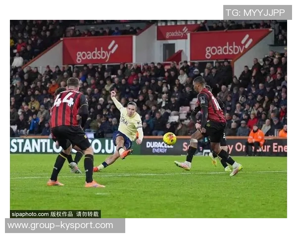 罗马诺透露格拉利什曼城生涯终结埃弗顿或将迎来买断机会 罗马诺透露格拉利什曼城生涯终结埃弗顿或将迎来买断机会