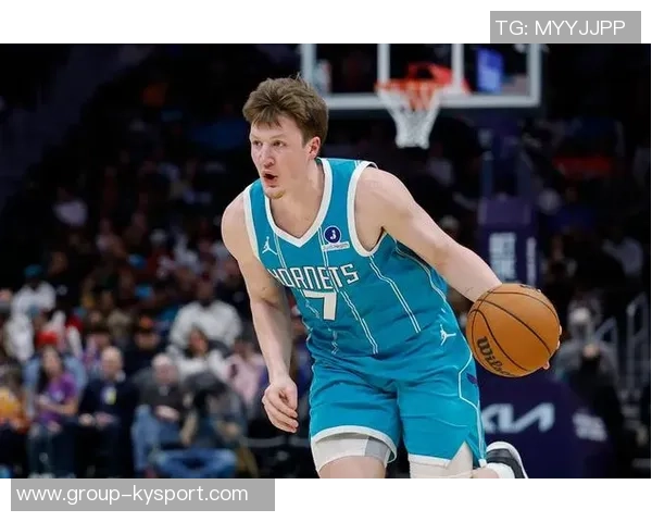 克尼佩尔表现平平却助力球队胜利8投4中仅得10分1板6助正负值高达23 克尼佩尔表现平平却助力球队胜利8投4中仅得10分1板6助正负值高达23