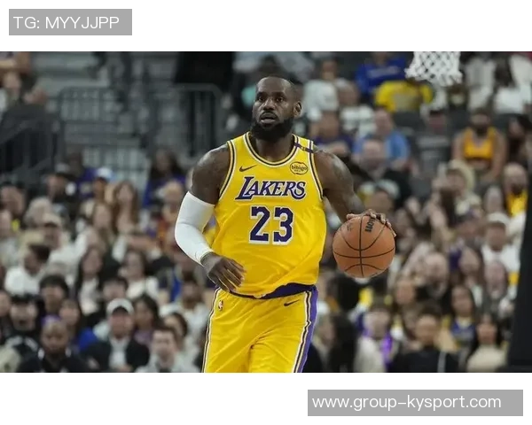 詹姆斯团队分析去年季前备战过度消耗导致其12月状态下滑